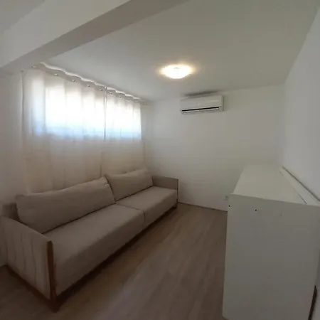 Suíte privativa na Barra da Tijuca proxima à praia-3