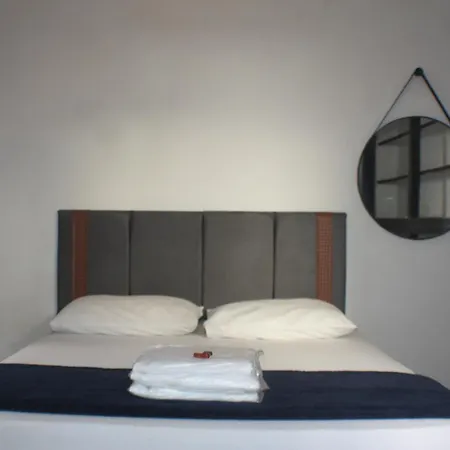 Farfalla Guest House-2